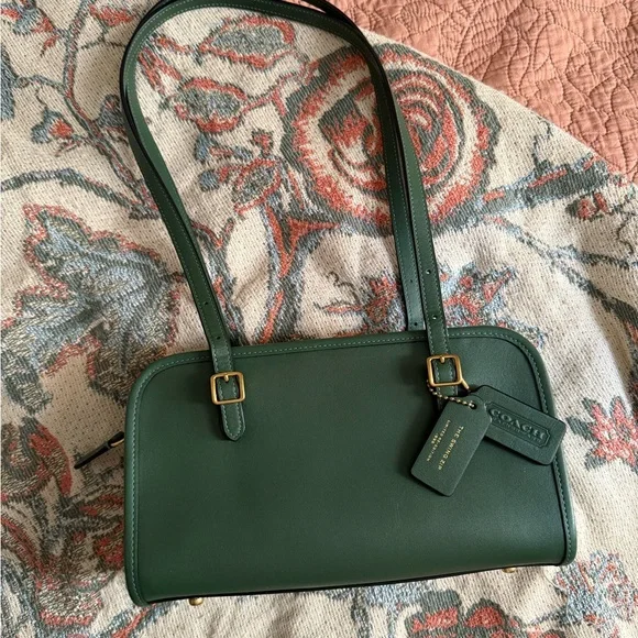 Coach | Bags | Coach Swing Zip Hunter Green | Poshmark